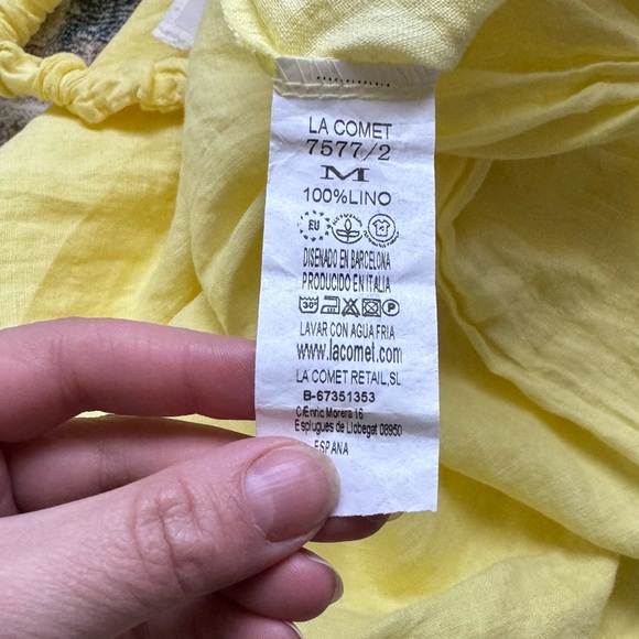 NWT Super cool jumpsuit/romper lemon yellow color Spanish brand size M - Picture 8 of 8